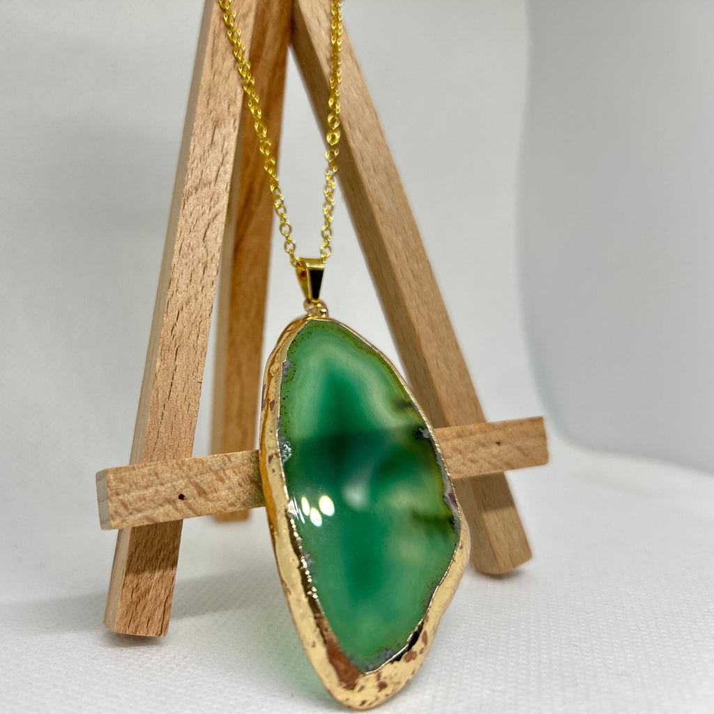 Raw Elegance Green Agate Slice Necklace