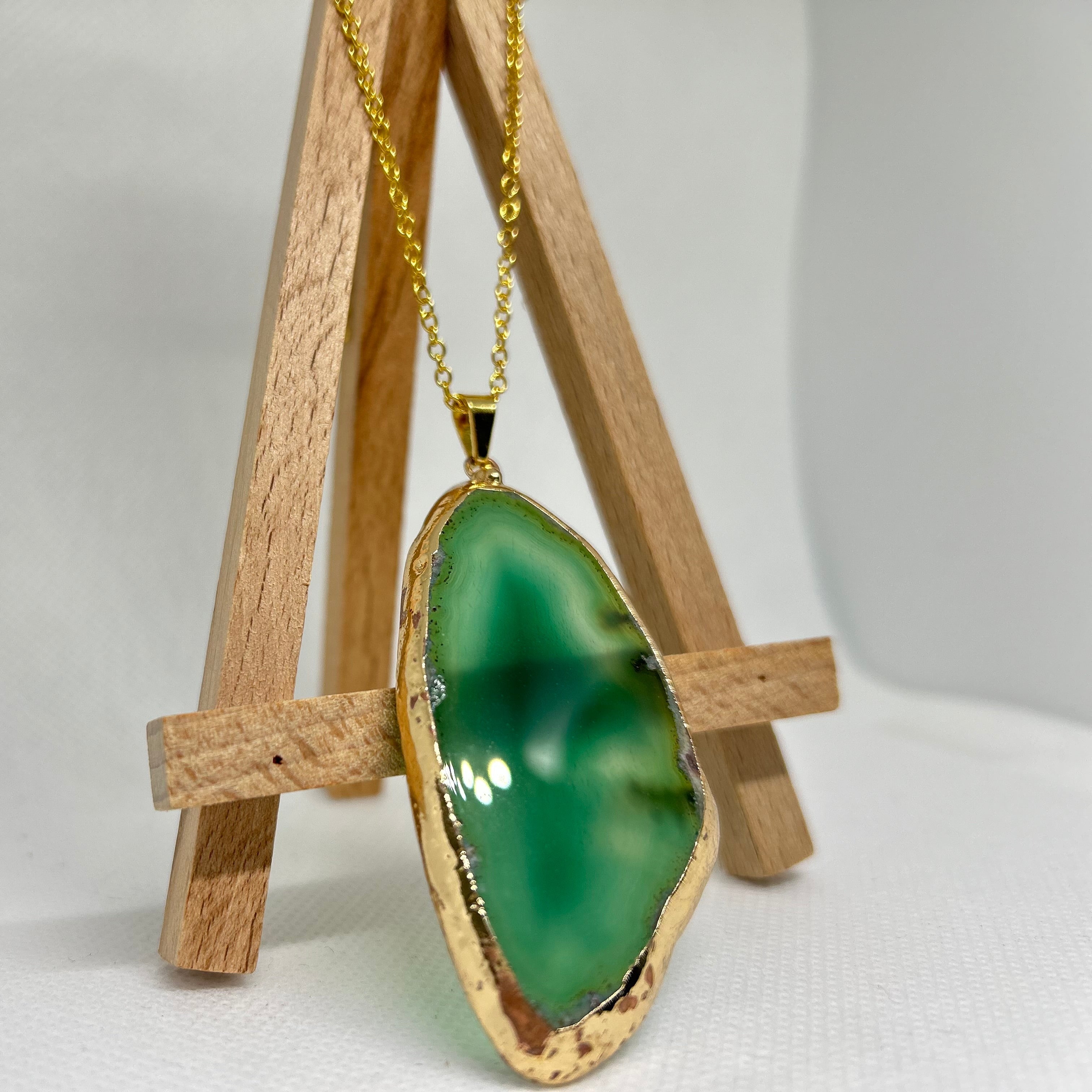 Raw Elegance Green Agate Slice Necklace