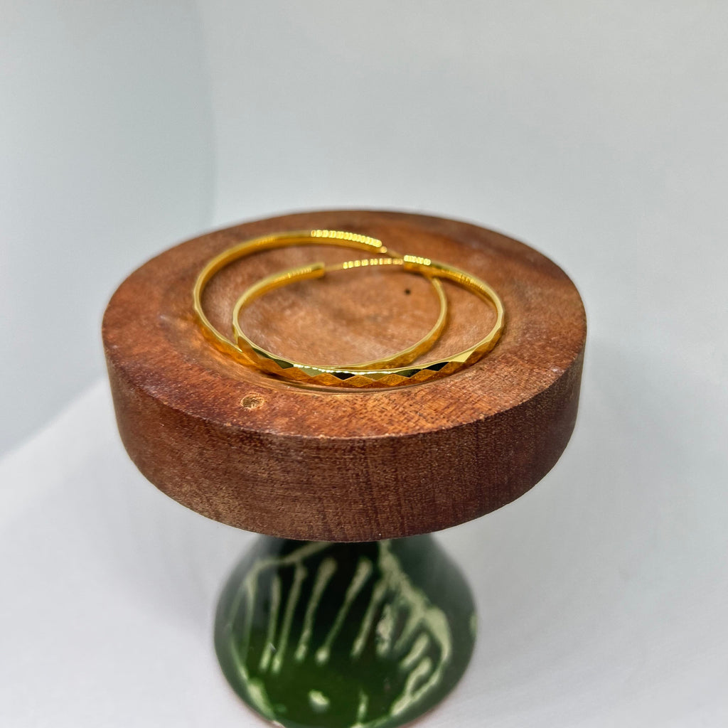 The Faceted Large 30mm Gold Hoops