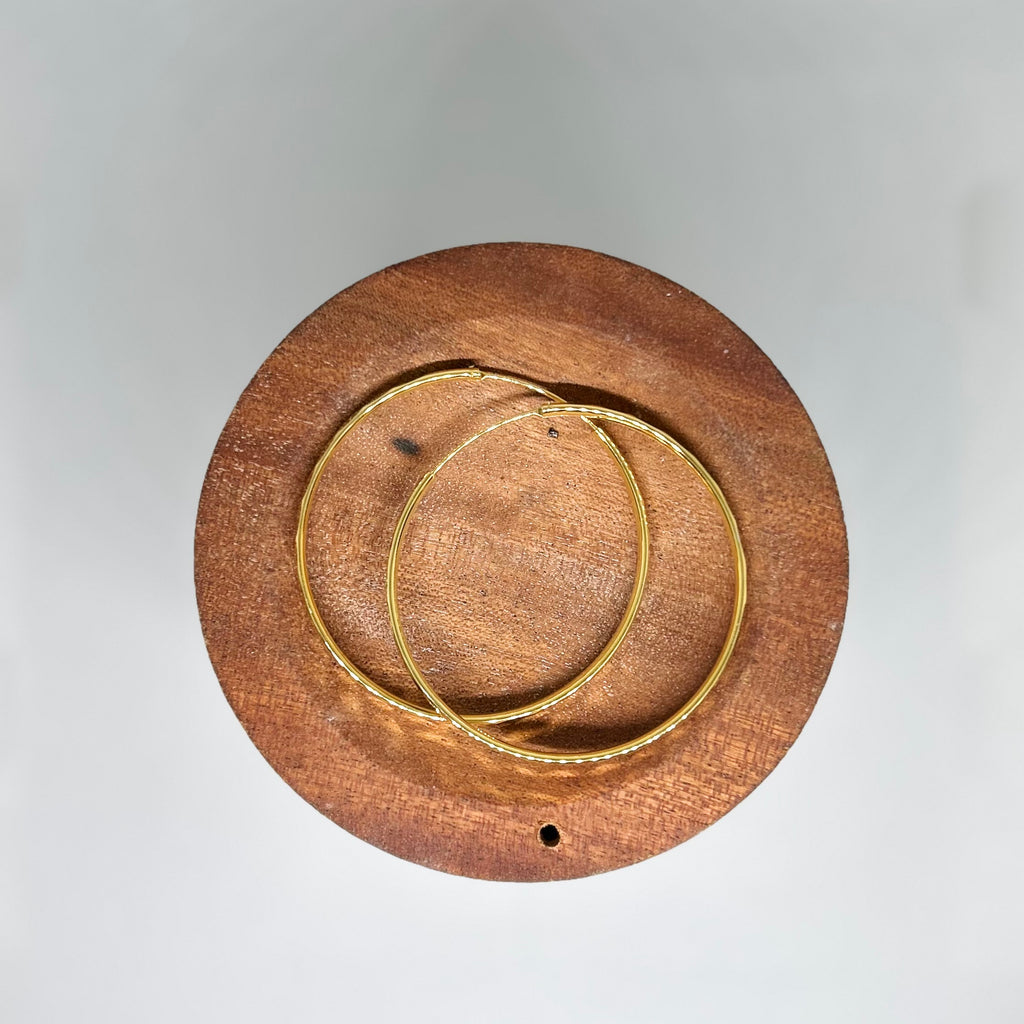 The Faceted Large 30mm Gold Hoops