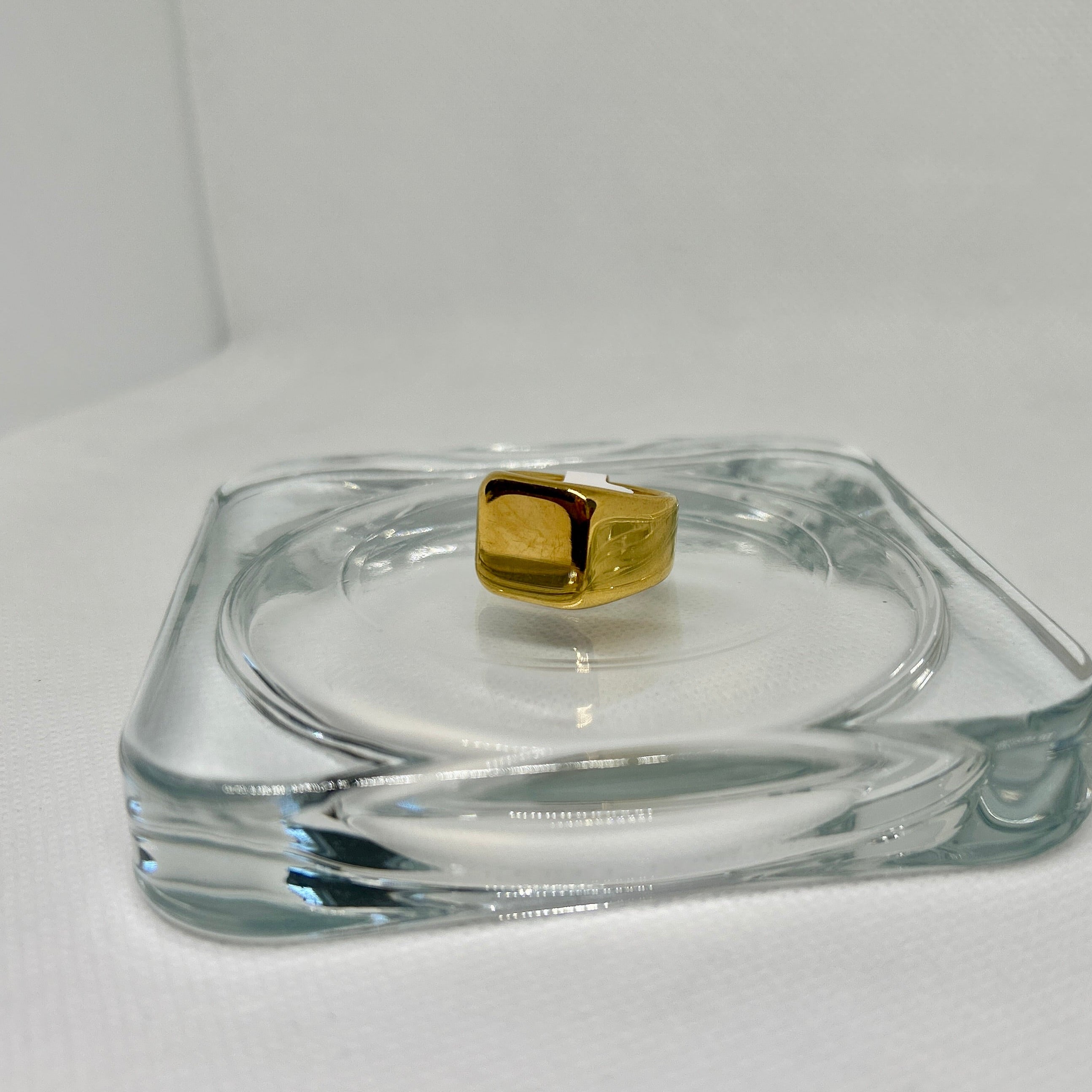 The Square Signet