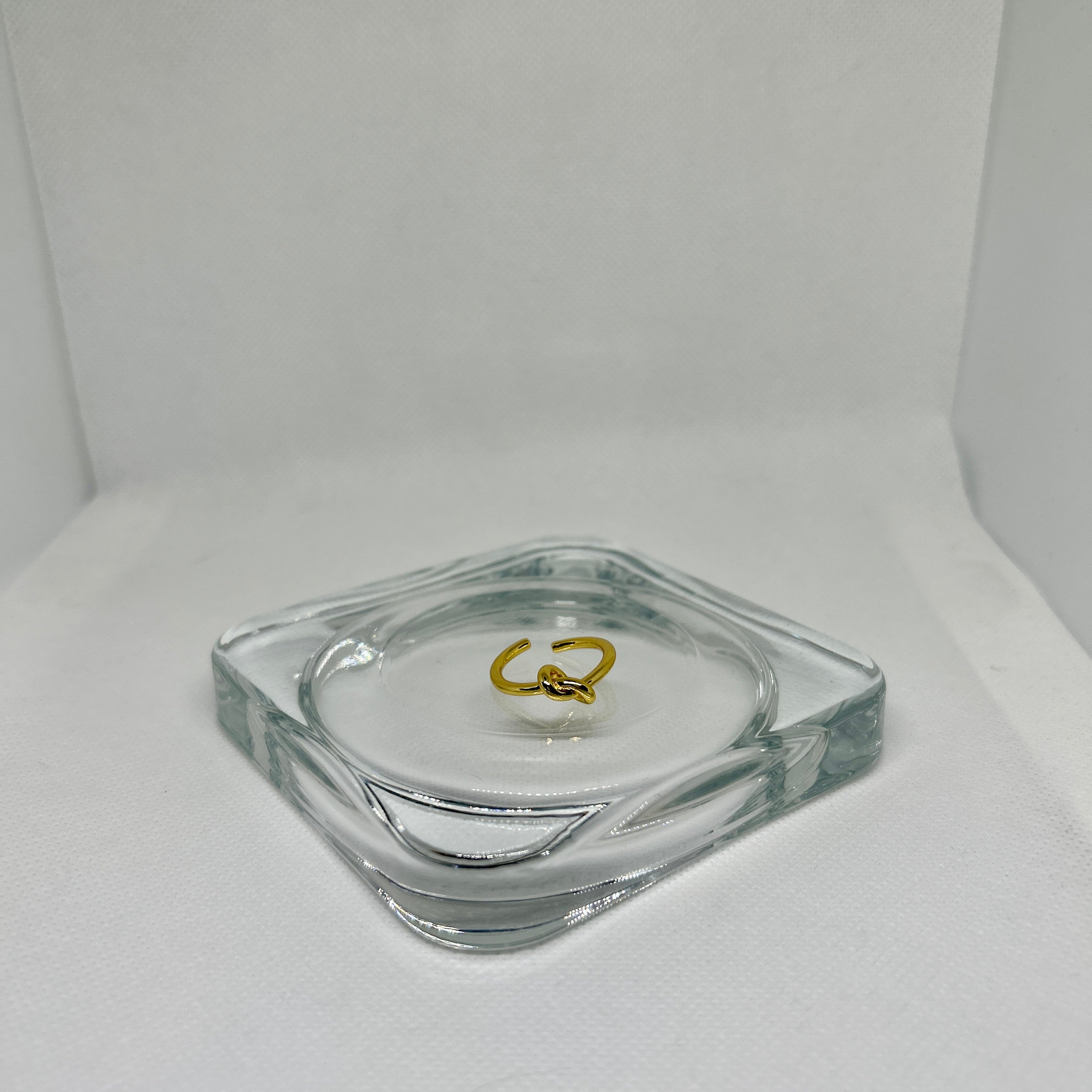 The Unity Knot Ring