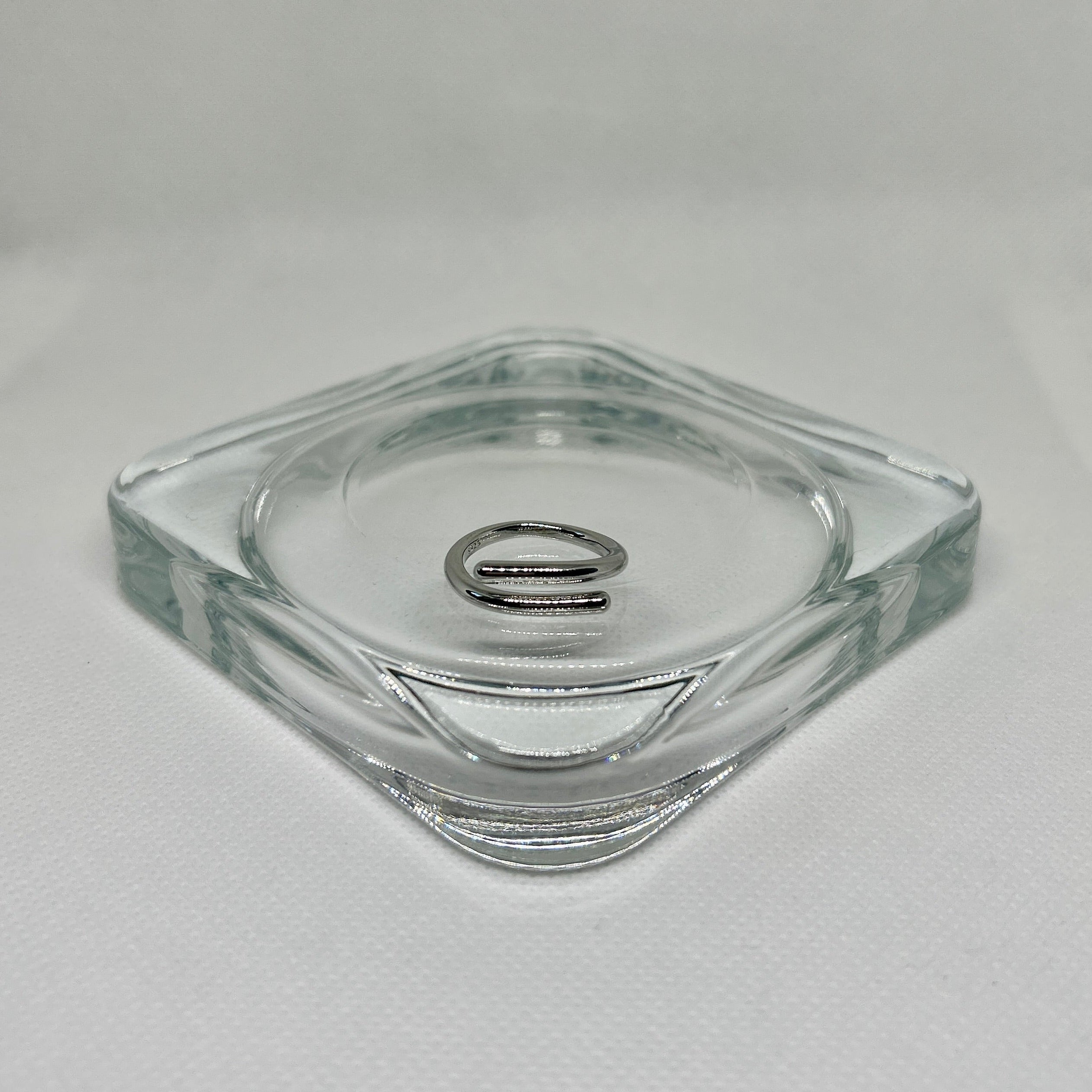 The Parallel Band Ring