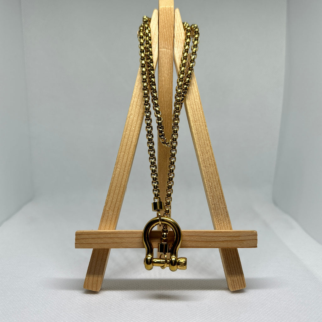 Gold Box Chain Necklace with Shackle Pendant
