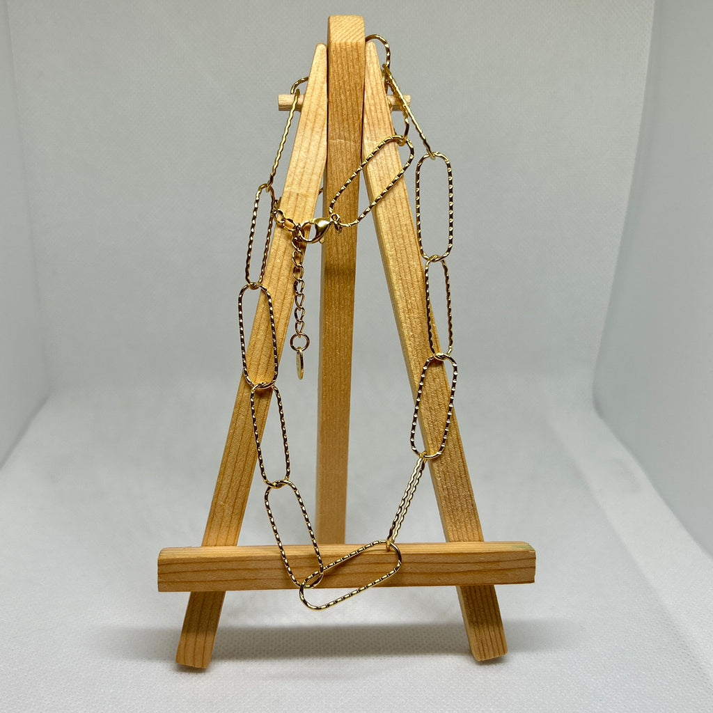 Textured Oversized Paperclip Chain Necklace