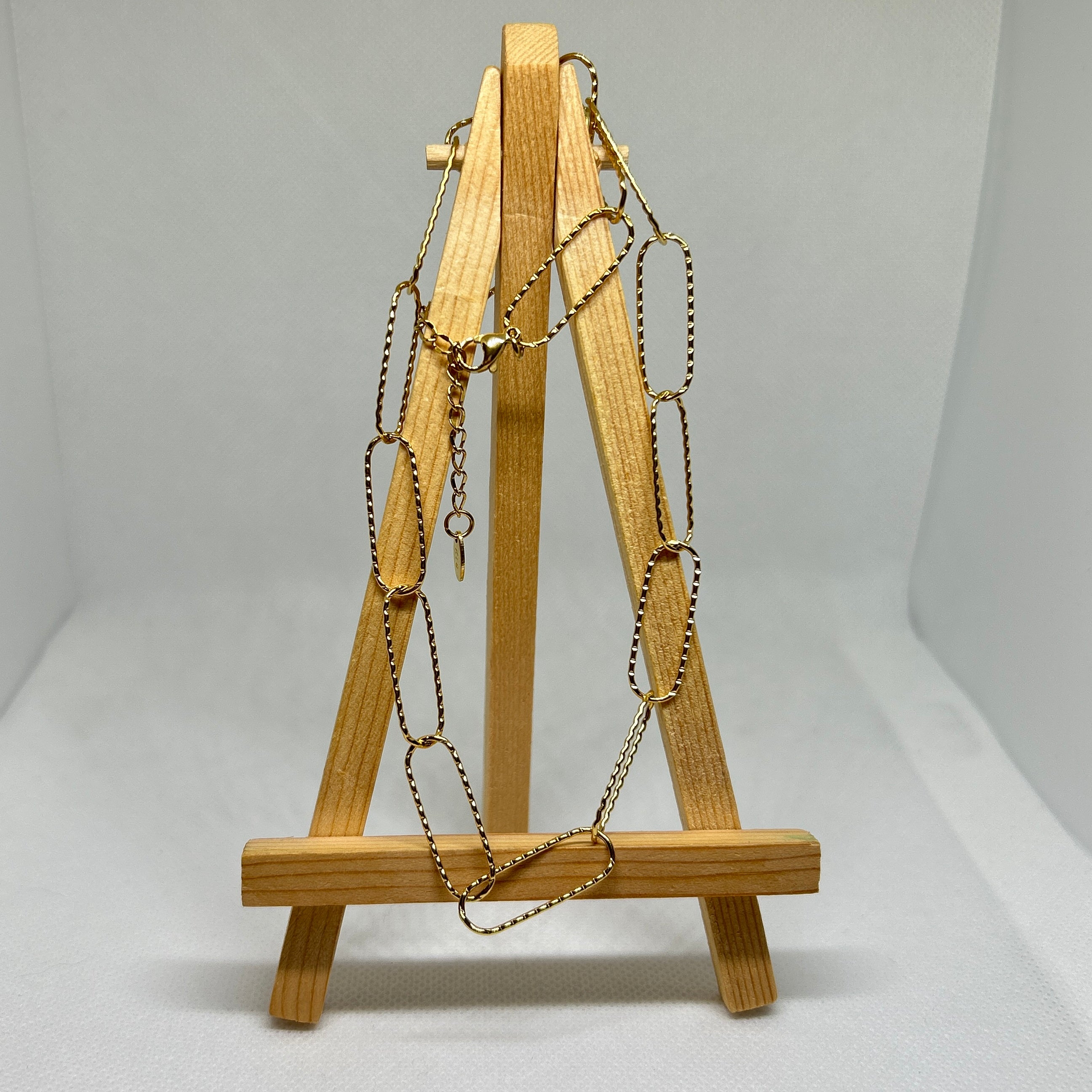 Textured Oversized Paperclip Chain Necklace